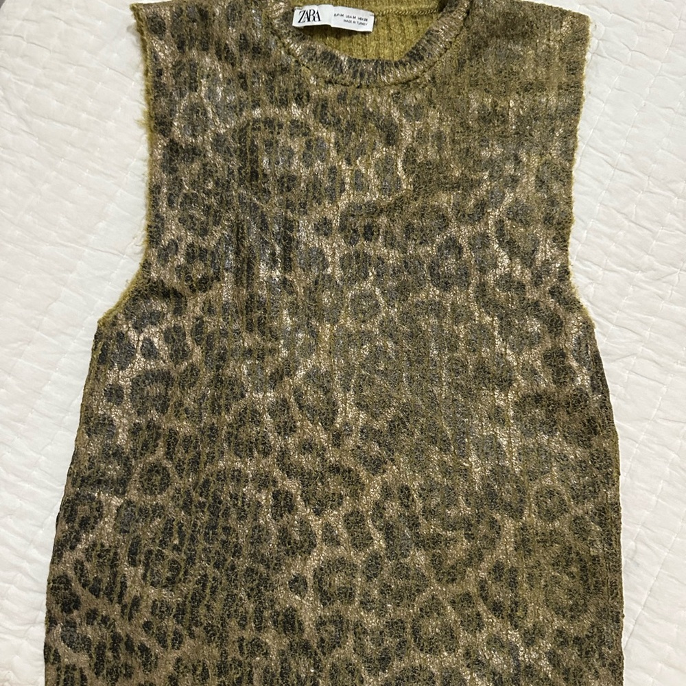 Zara Cheetah Print Sweater Vest